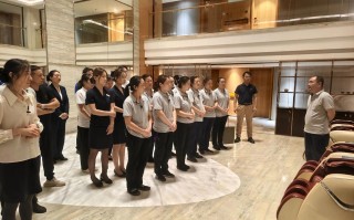 酒店管理人员培训课程如何提升实战能力？