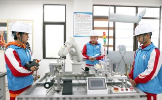 职业学校如何有效服务社会发展？