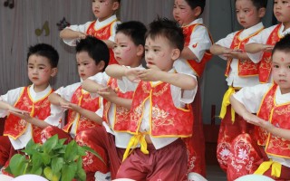 幼儿园学前班六一舞蹈跳得怎么样？