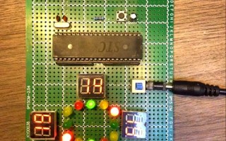 单片机交通灯课程设计如何实现？