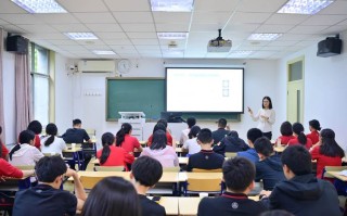 北京师范大学课程中心是做什么的？