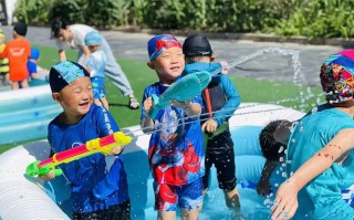 学前班打水仗亲子游戏