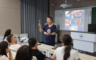 政治教师职业发展空间有多大？