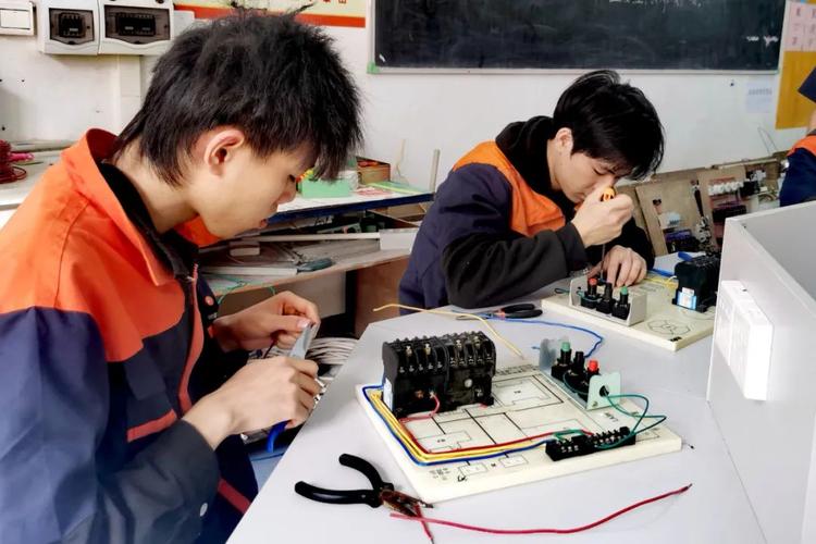 自学机电一体化如何高效入门？-第1张图片-指南针培训网