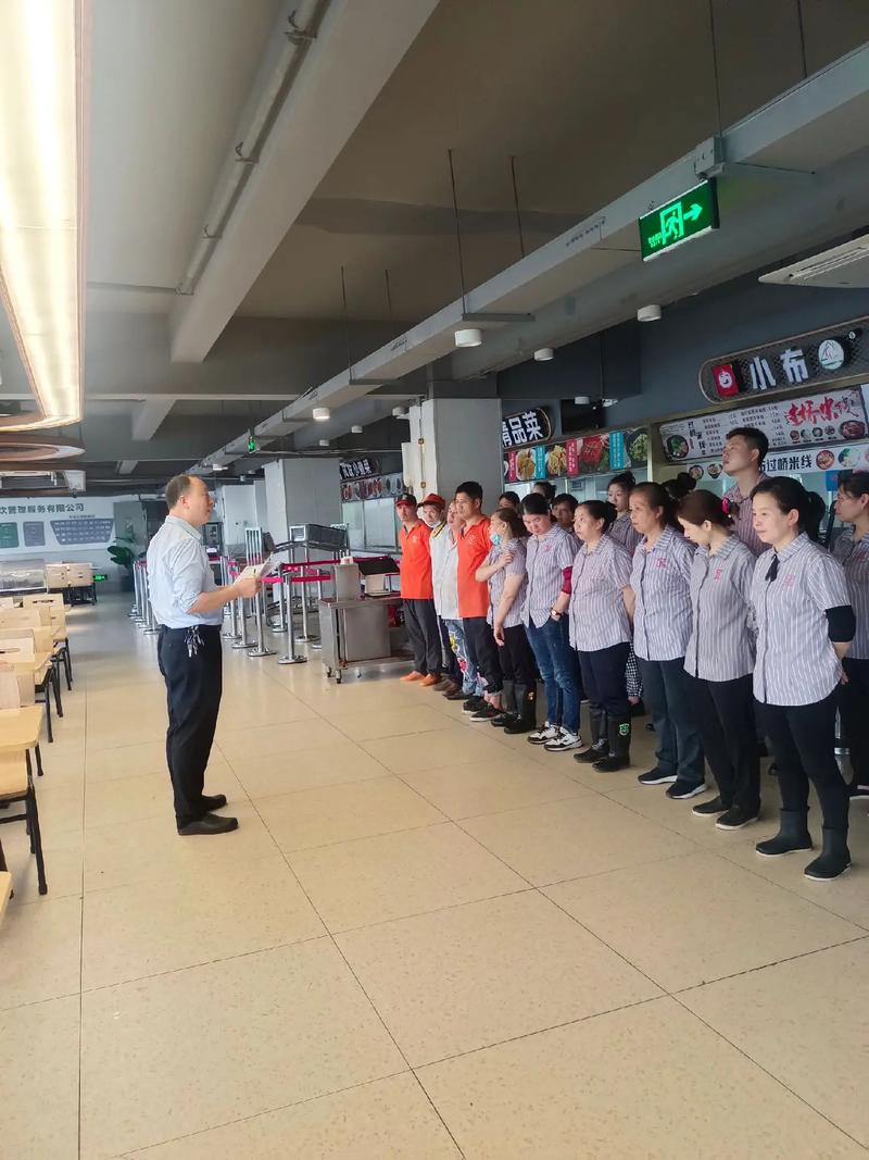 服务员培训课程，餐饮管理如何提升服务品质？-第3张图片-指南针培训网