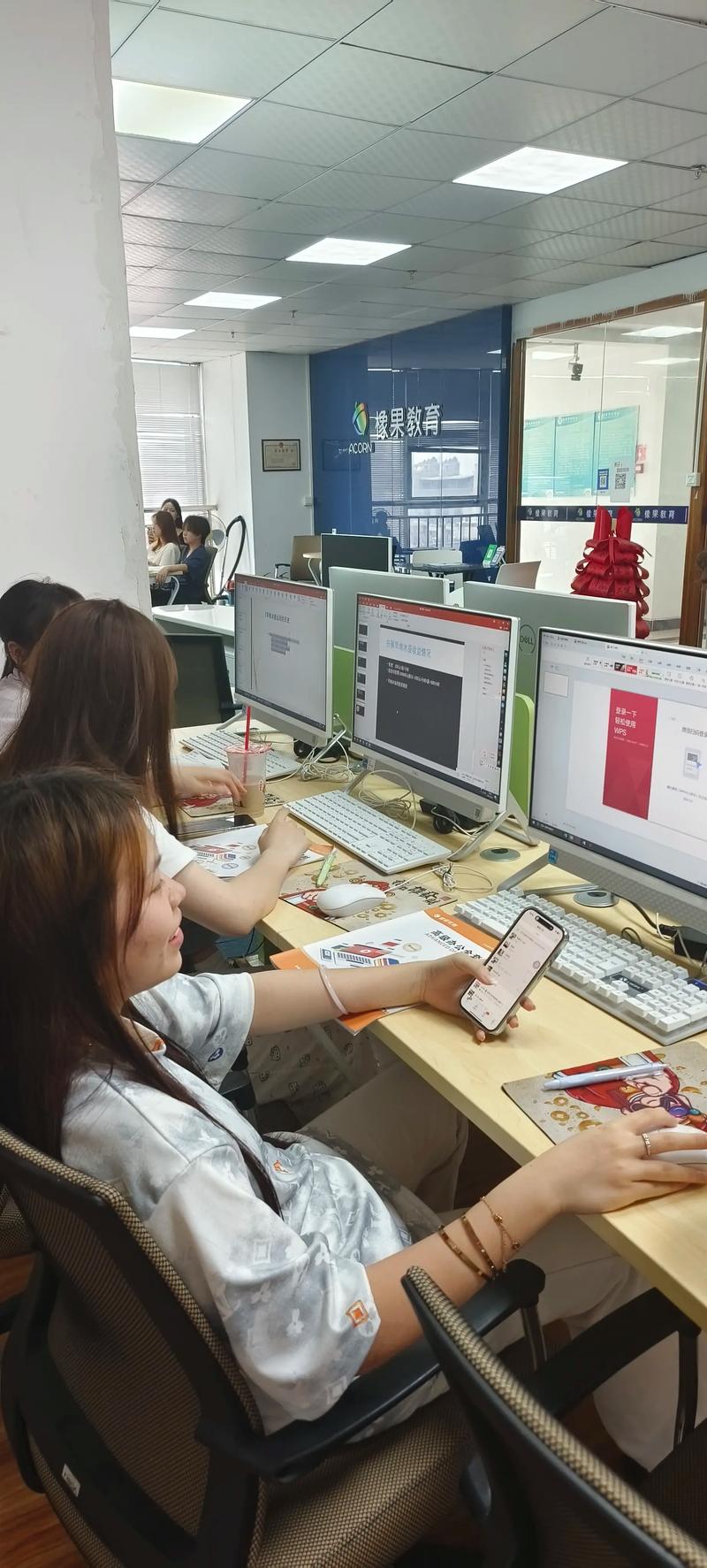 Photoshop培训课程如何快速入门提升技能?-第3张图片-指南针培训网 Photoshop培训课程如何快速入门提升技能?-第3张图片-指南针培训网