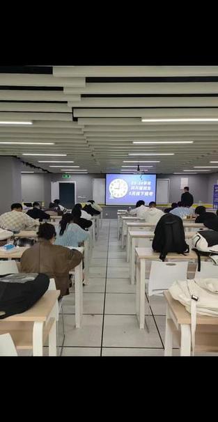 上海大学自考办公室联系方式是什么？-第2张图片-指南针培训网