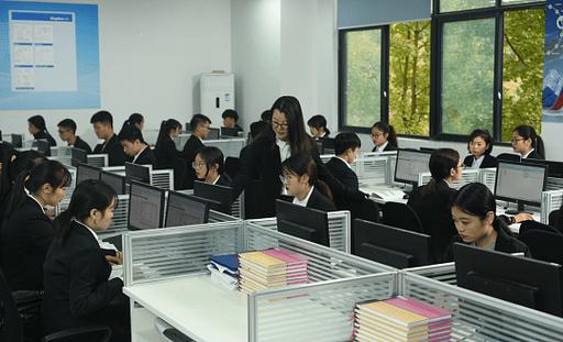 衡阳自考培训班选哪家好?-第2张图片-指南针培训网 衡阳自考培训班选哪家好?-第2张图片-指南针培训网