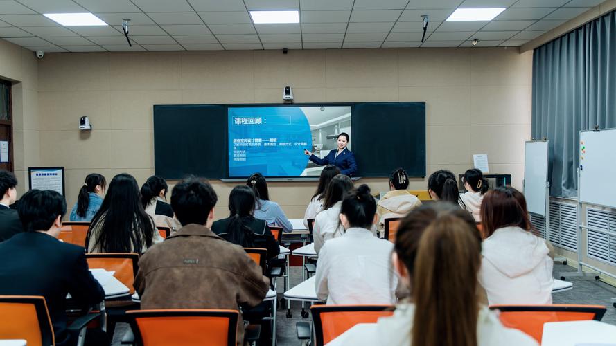 新东方教师职业发展空间有多大？-第2张图片-指南针培训网