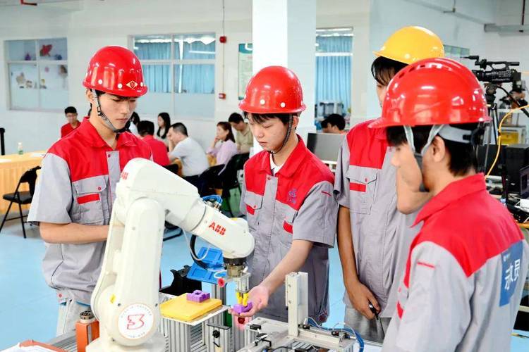 自学学什么技术比较好-第3张图片-指南针培训网