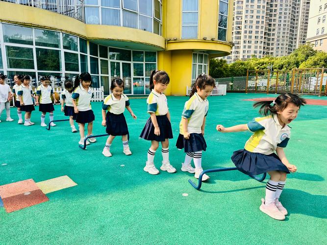 学前儿童健康与体育活动如何科学融合？-第2张图片-指南针培训网