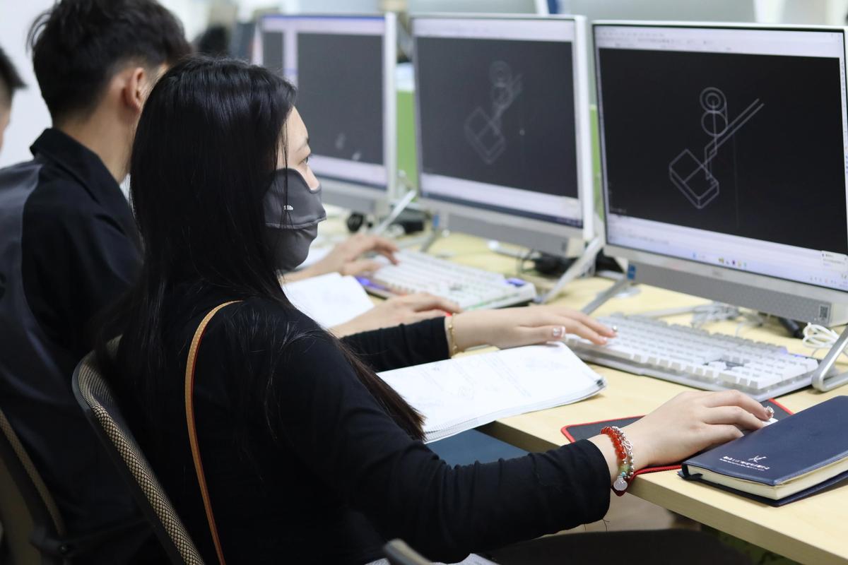 机械绘图员职业发展前景-第3张图片-指南针培训网