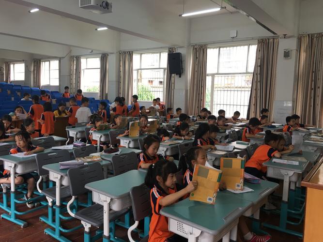 160100学前教育专业学什么？就业前景如何？-第3张图片-指南针培训网