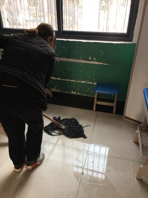 开学前老师如何做好卫生准备？-第3张图片-指南针培训网