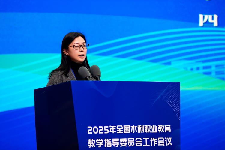 职业教育发展指导委员会如何助力职教发展?-第2张图片-指南针培训网 职业教育发展指导委员会如何助力职教发展?-第2张图片-指南针培训网