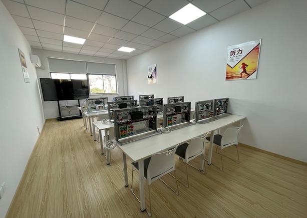 苏州编程课程哪家培训机构好？-第1张图片-指南针培训网