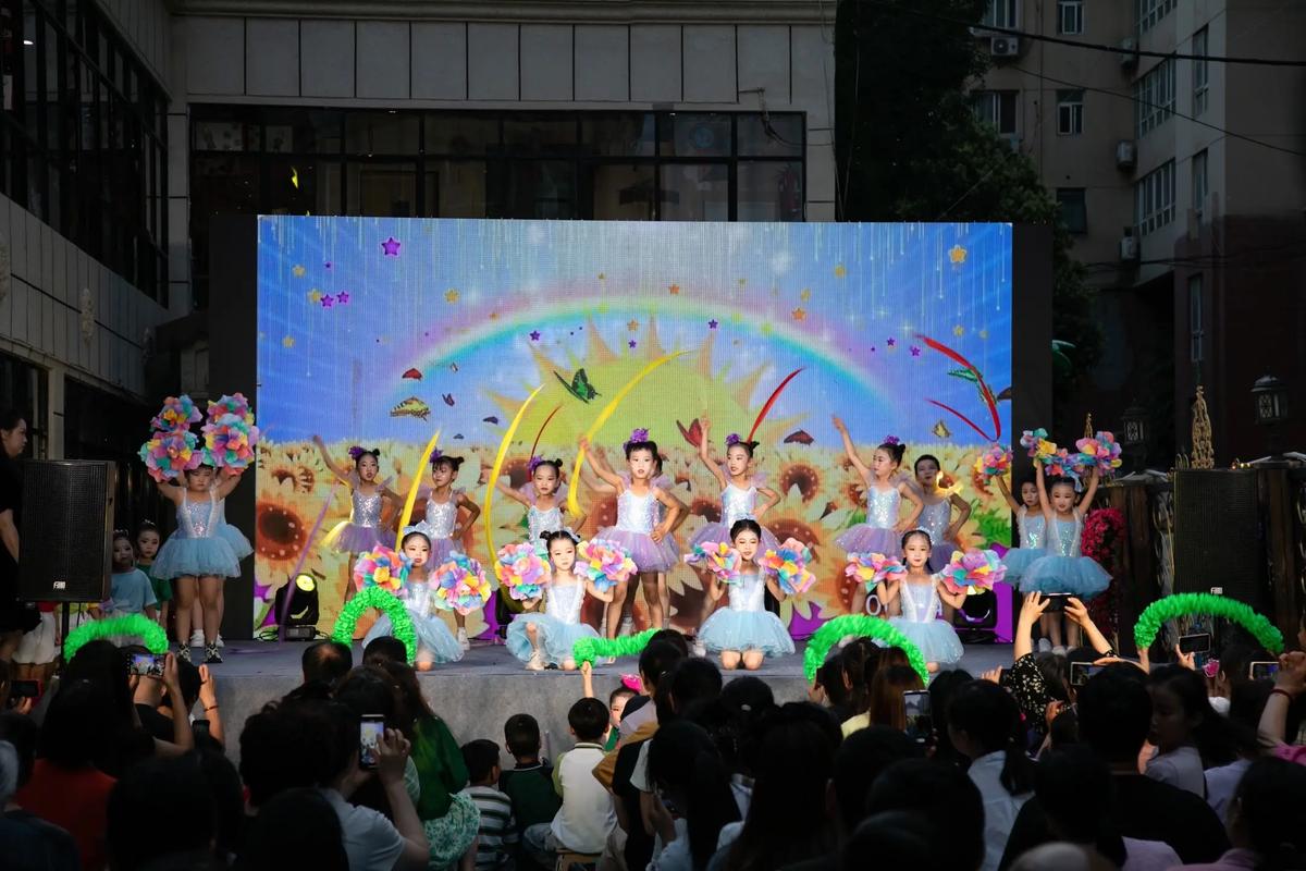 学前教育≈学前表演？-第1张图片-指南针培训网