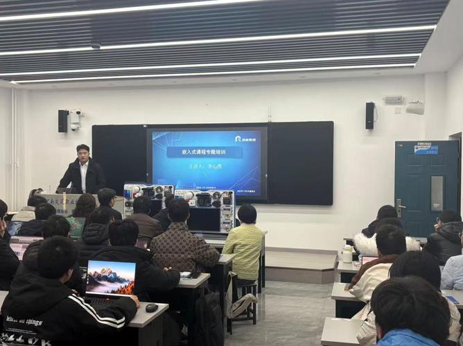 嵌入式培训老师职业发展-第1张图片-指南针培训网