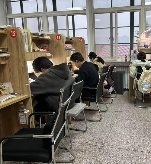 吴中区自考办联系方式在哪查?-第1张图片-指南针培训网 吴中区自考办联系方式在哪查?-第1张图片-指南针培训网