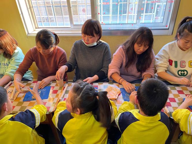 方庄鹤立幼儿园学前班有何特色？-第1张图片-指南针培训网