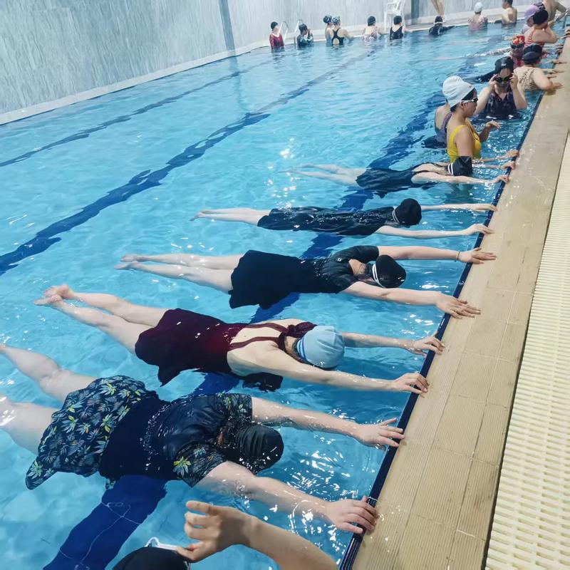 大学课程是否包含游泳课？-第1张图片-指南针培训网