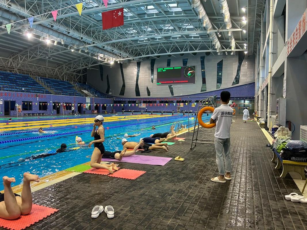 大学课程是否包含游泳课？-第2张图片-指南针培训网