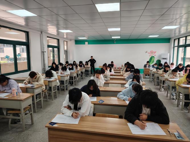 自学考试社会助学组织有何优势？-第2张图片-指南针培训网