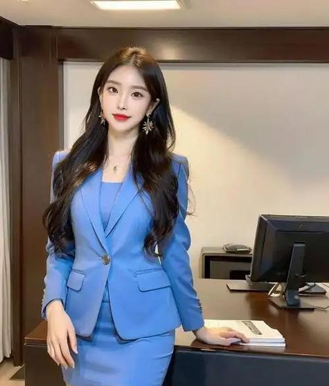 30岁女性自学选什么技能最合适？-第3张图片-指南针培训网