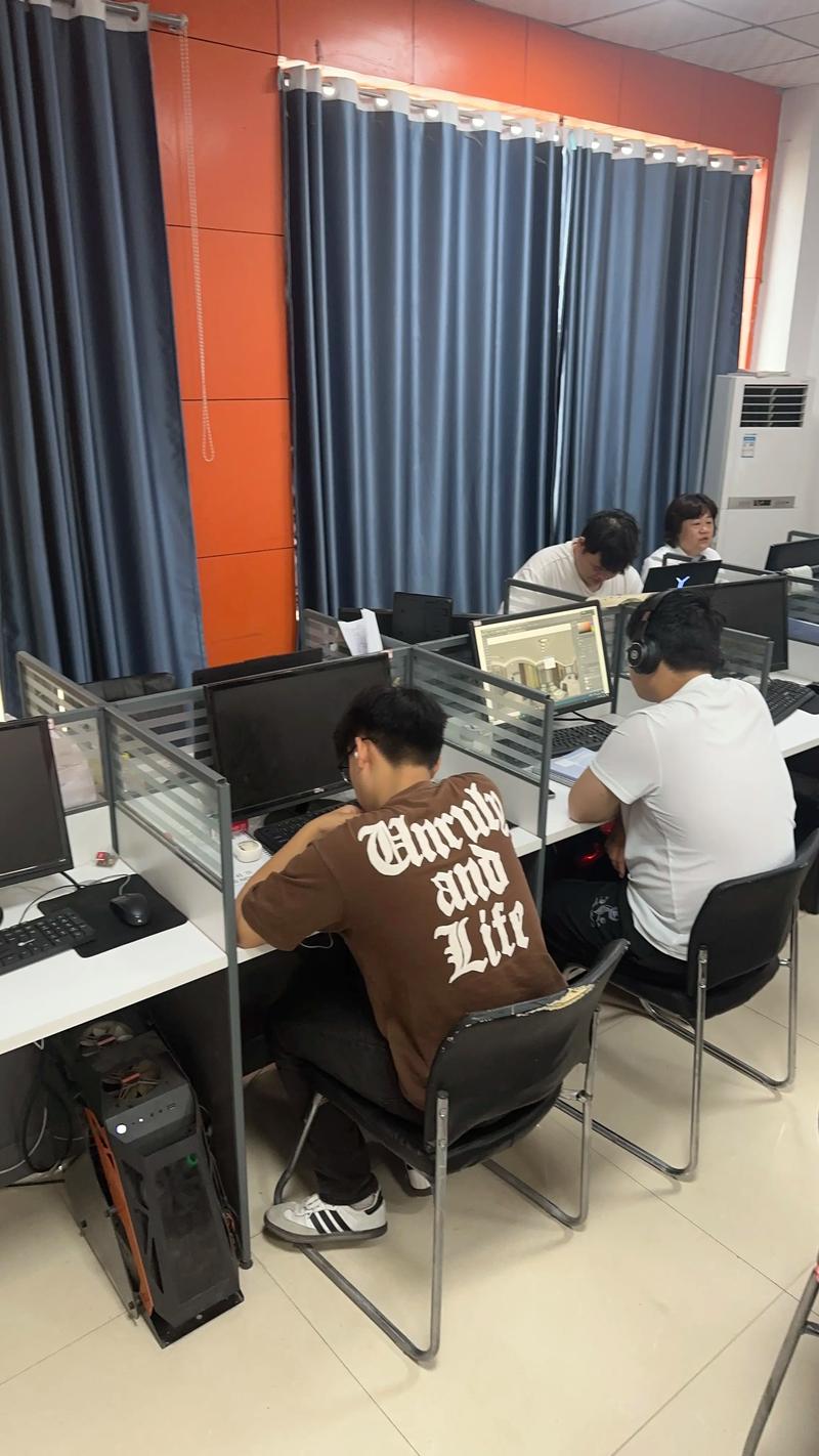 北京平面设计课程培训哪家好？-第3张图片-指南针培训网