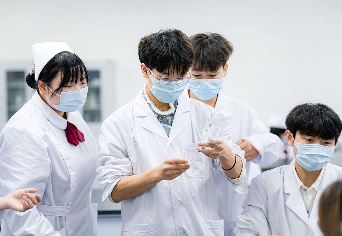 农村医学专业发展职业群有哪些方向？-第2张图片-指南针培训网