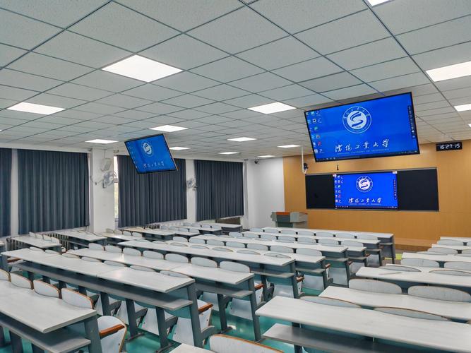 湖北医药学院课程中心有何特色功能？-第2张图片-指南针培训网