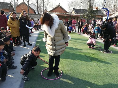 学前班亲子游戏有哪些？-第2张图片-指南针培训网