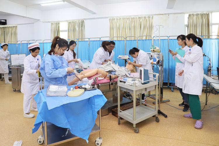 助理医师实践技能课程怎么学？-第1张图片-指南针培训网