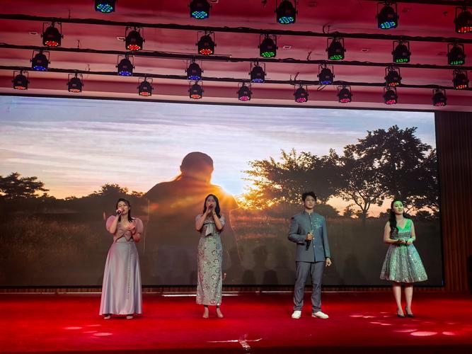 学前教育毕业晚会，青春与梦想如何绽放？-第3张图片-指南针培训网