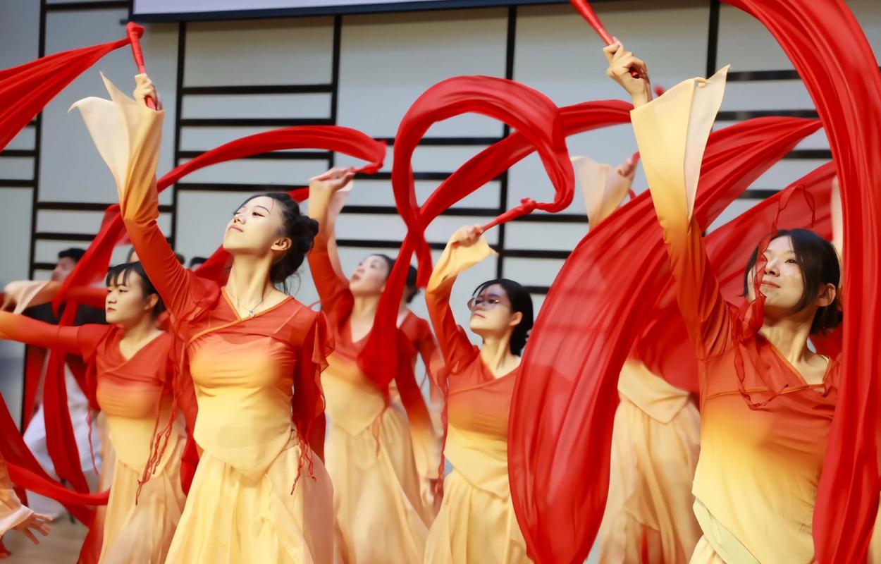 学前教育对口高考舞蹈考什么?-第3张图片-指南针培训网 学前教育对口高考舞蹈考什么?-第3张图片-指南针培训网