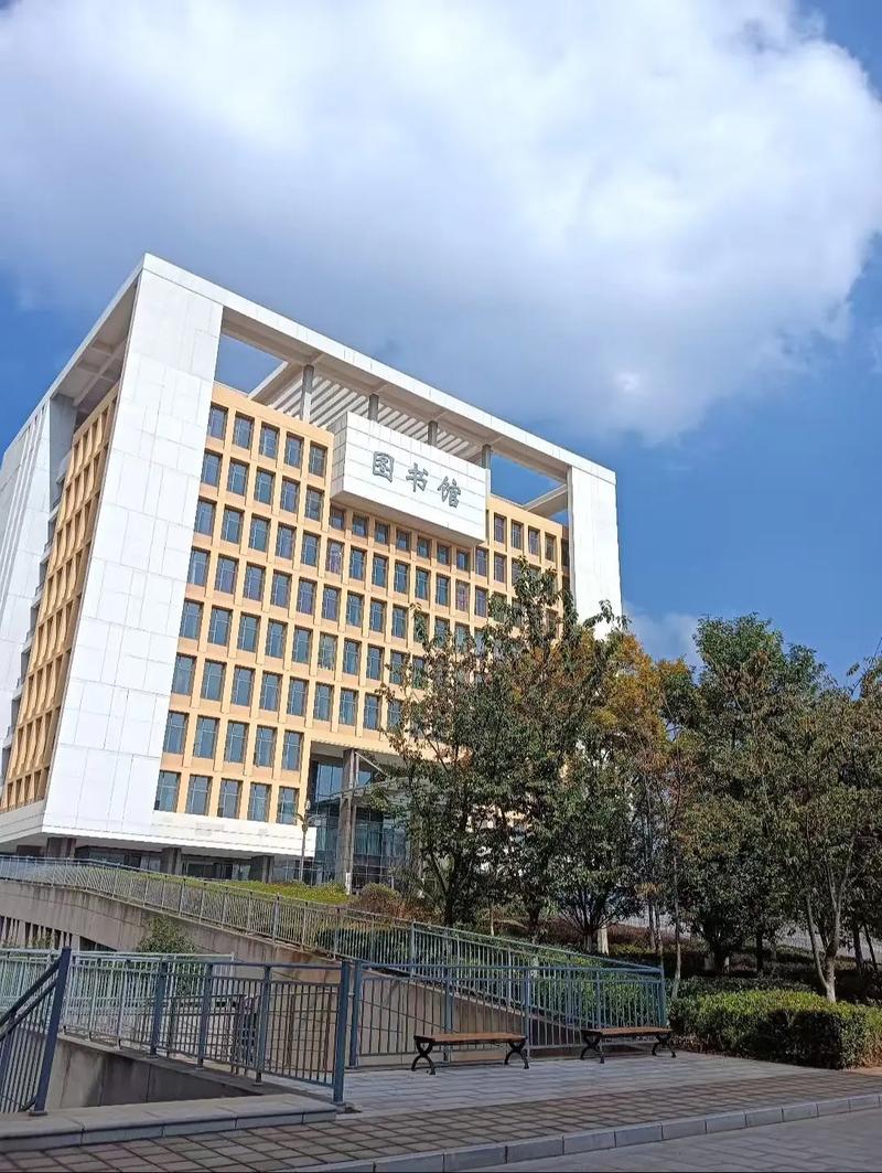 云南技师学院学前教育有何特色优势？-第1张图片-指南针培训网