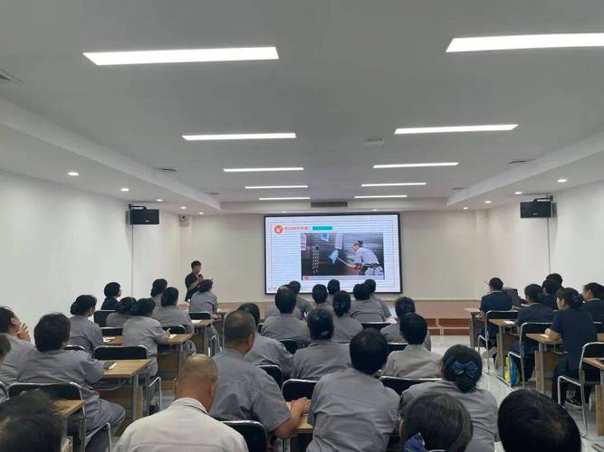 物业项目经理培训课程如何提升实战能力？-第1张图片-指南针培训网