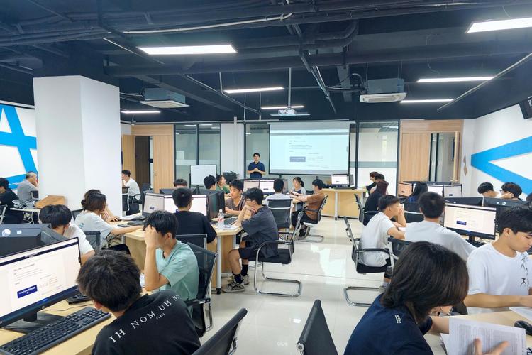 高端Java培训课程该如何选择？-第2张图片-指南针培训网