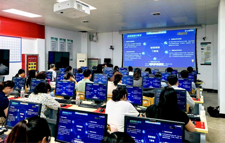 商业数据分析培训课程如何提升实战能力？-第2张图片-指南针培训网