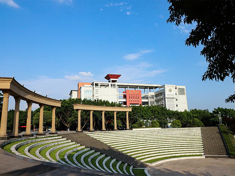 西南政法大学课程中心有什么特色功能?-第1张图片-指南针培训网 西南政法大学课程中心有什么特色功能?-第1张图片-指南针培训网