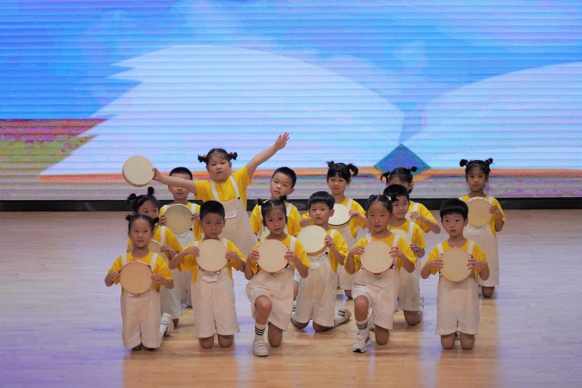 幼儿园学前班集体舞蹈如何编排更出彩？-第1张图片-指南针培训网