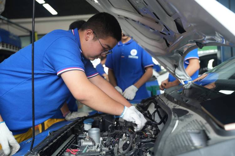 汽修人员职业发展路在何方？-第3张图片-指南针培训网