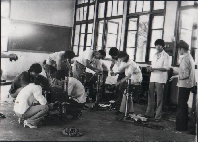 中国职业学院发展历程有何关键节点?-第2张图片-指南针培训网 中国职业学院发展历程有何关键节点?-第2张图片-指南针培训网