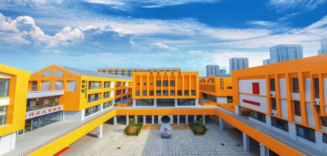 中泰宝石学院学前教育有何特色?-第2张图片-指南针培训网 中泰宝石学院学前教育有何特色?-第2张图片-指南针培训网