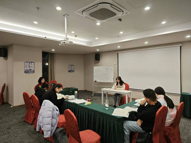 面试辅导班课程顾问如何提升转化率？-第1张图片-指南针培训网