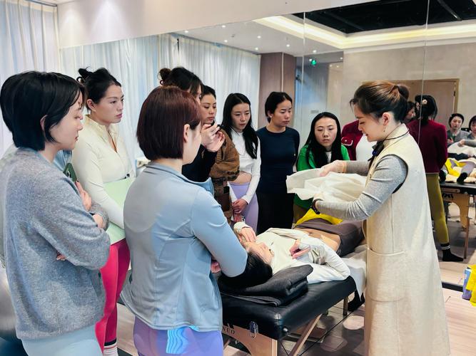 月子中心营养师课程学什么？-第2张图片-指南针培训网