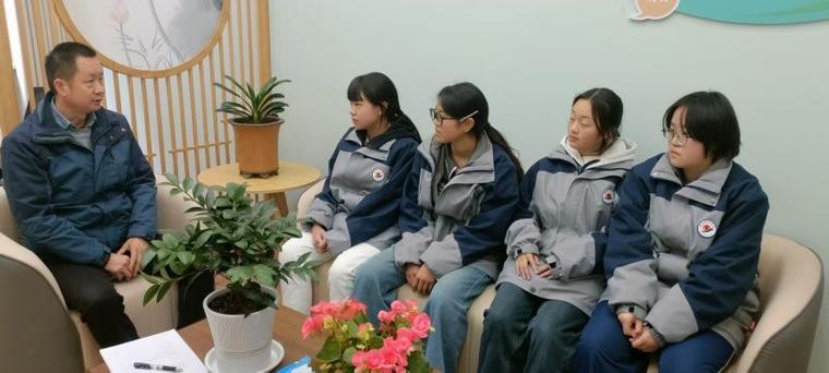 郧阳科技学校学前教育-第3张图片-指南针培训网 郧阳科技学校学前教育-第3张图片-指南针培训网