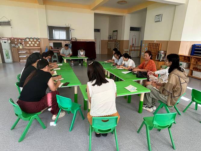 上海幼师学前教育培训有何特色?-第1张图片-指南针培训网 上海幼师学前教育培训有何特色?-第1张图片-指南针培训网