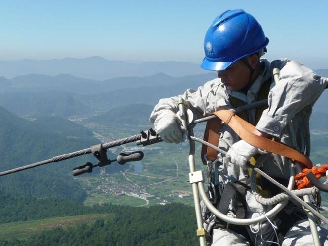 哪里找电工自学免费视频教程？-第2张图片-指南针培训网