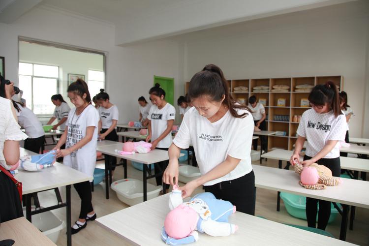 学前教育专业真的很辛苦吗？-第1张图片-指南针培训网